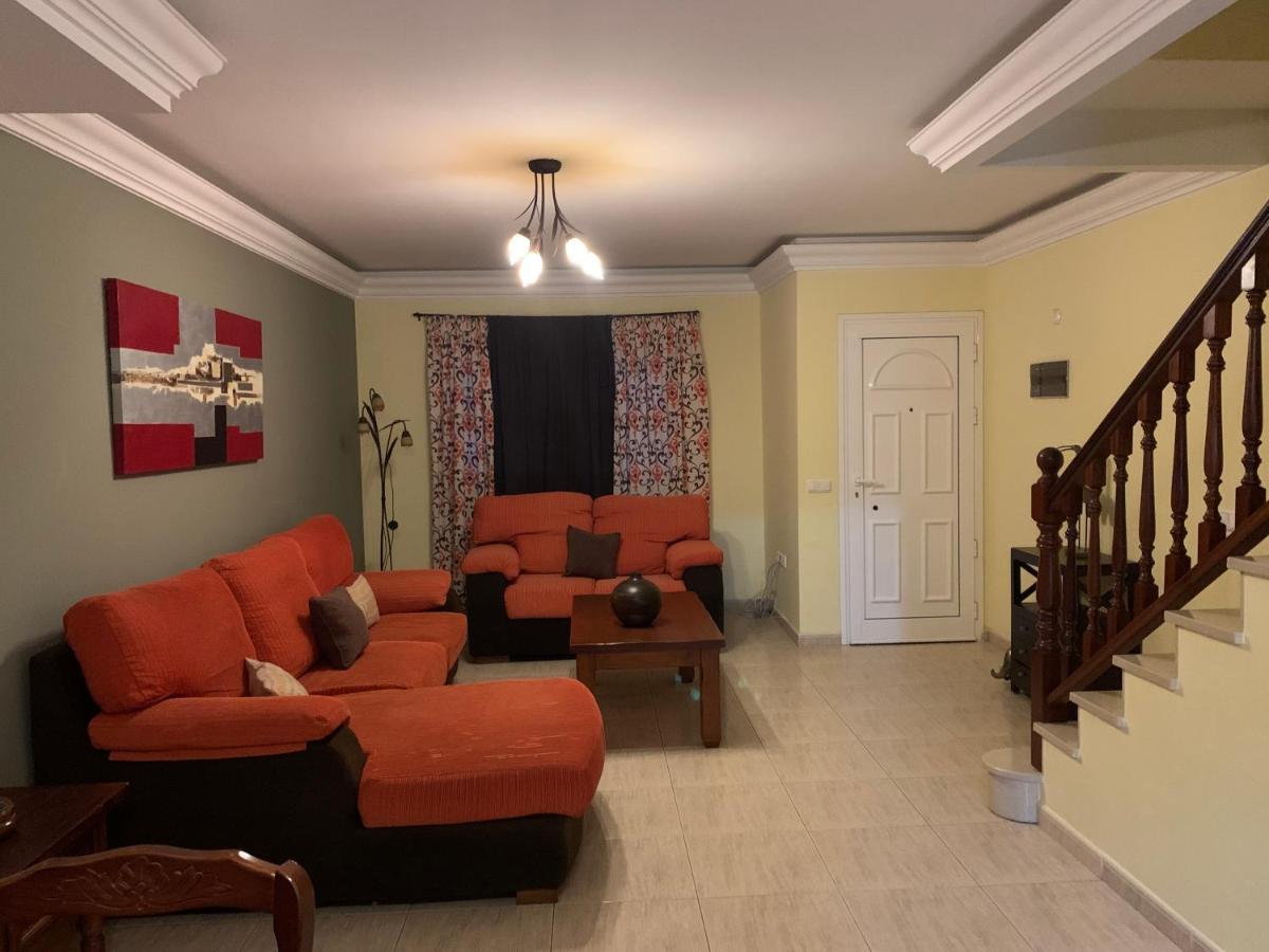 푸에르토델로사리오 Casa Entera Playa Puerto Del Rosario 빌라 외부 사진